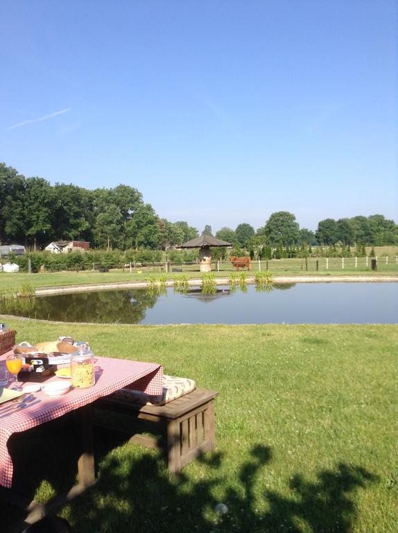 Bed and Breakfast Bed En Boterham Hoeve Boord Ven Eersel Exterior foto